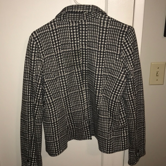 Wool Blazer - Picture 3 of 4